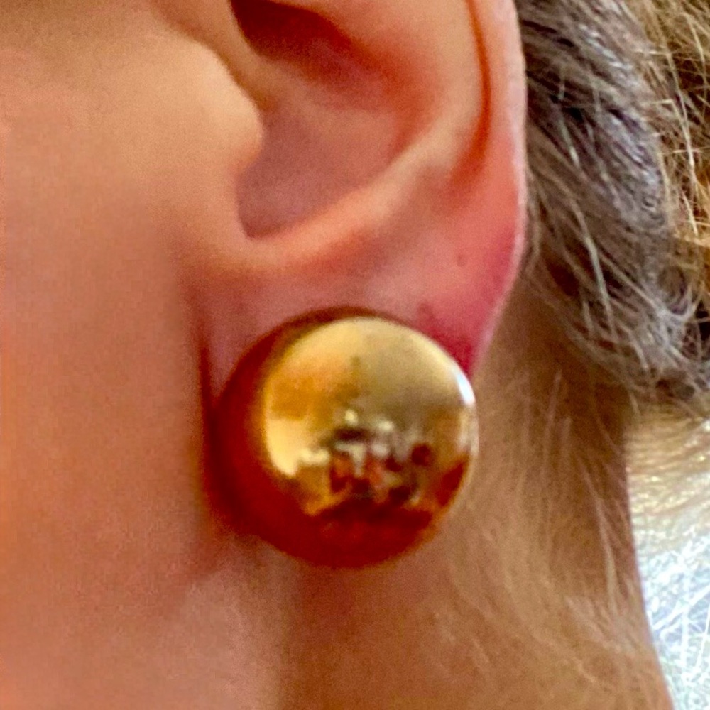 VINTAGE 1970’s Glass Dome CLIP ON Champagne Iridescent Earrings